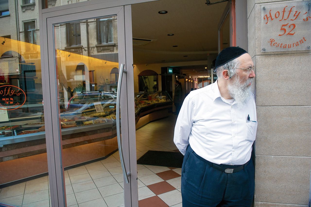 Het joodse restaurant Hoffy’s in Antwerpen ondervindt hinder van het nieuwe verbod.