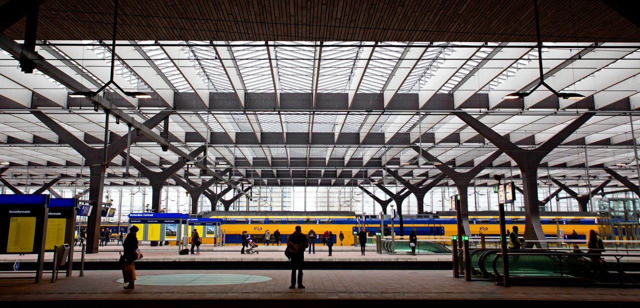 Ruim 300 miljoen voor meer treinen Den Haag-Rotterdam 