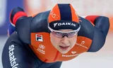 Joy Beune op weg naar de wereldtitel op de 1.500 meter, haar derde gouden medaille bij de WK afstanden in Hamar.  