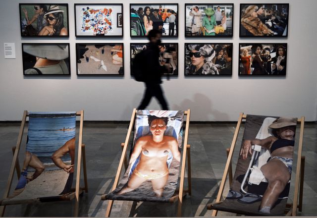 Het werk van Martin Parr op een tentoonstelling in Valencia. 