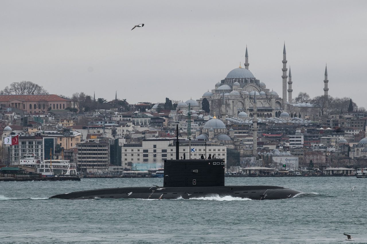 Turkije bereid de Bosporus te sluiten om ‘escalatie te voorkomen’ 
