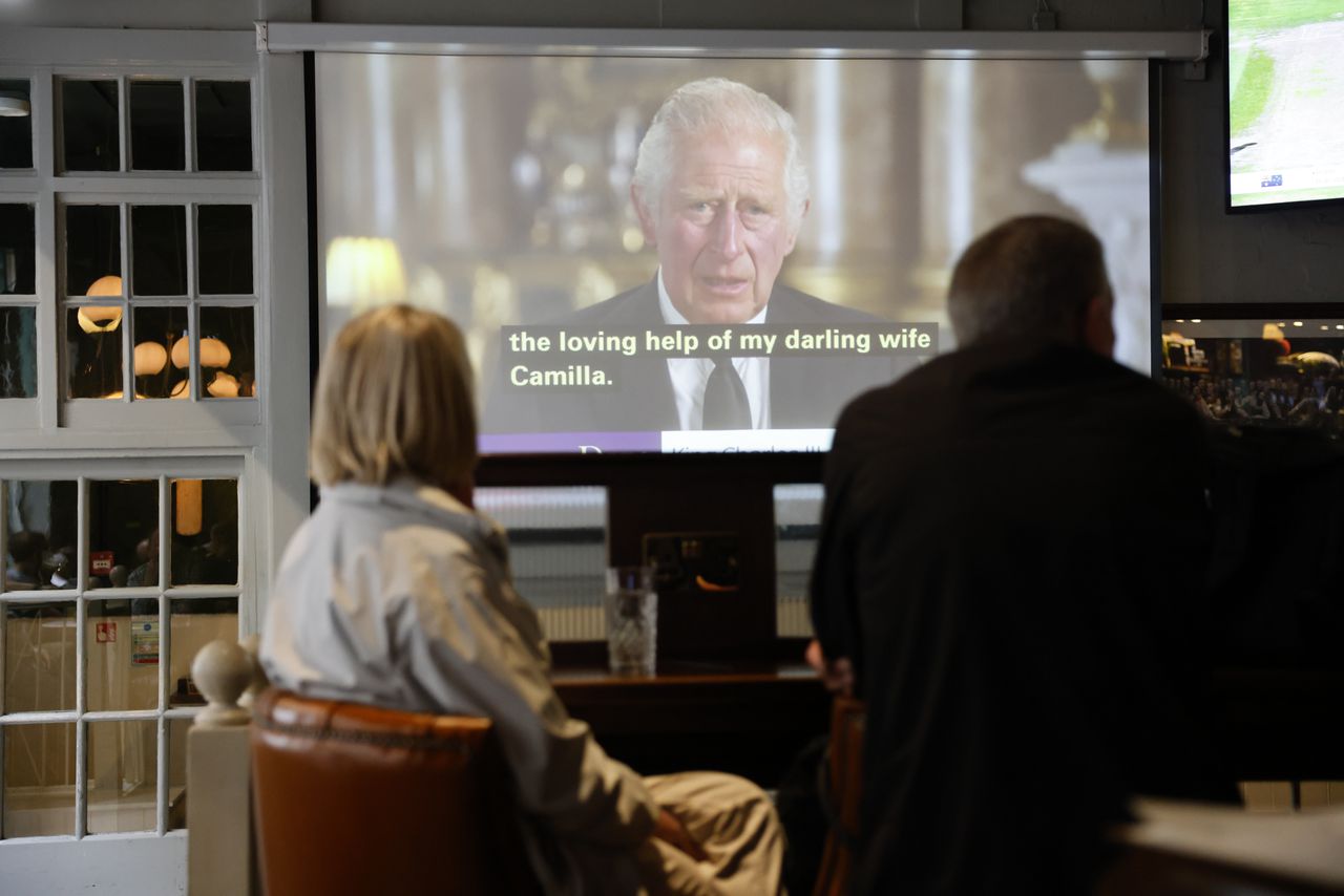 Charles gaf vrijdagavond zijn eerste televisietoespraak als koning.