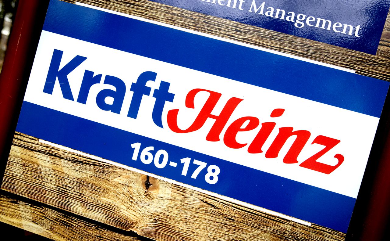 Naambord van Kraft Heinz Global B.V. aan de Arnhemse Bovenweg. Op deze locatie zit het Benelux hoofdkantoor.