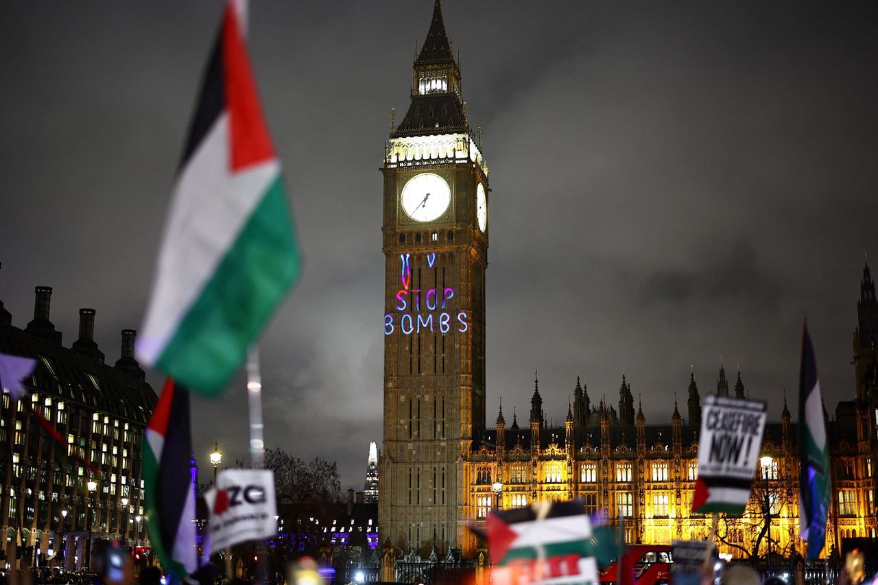 Pro-Palestijnse demonstranten zetten Britse parlementariërs onder druk 