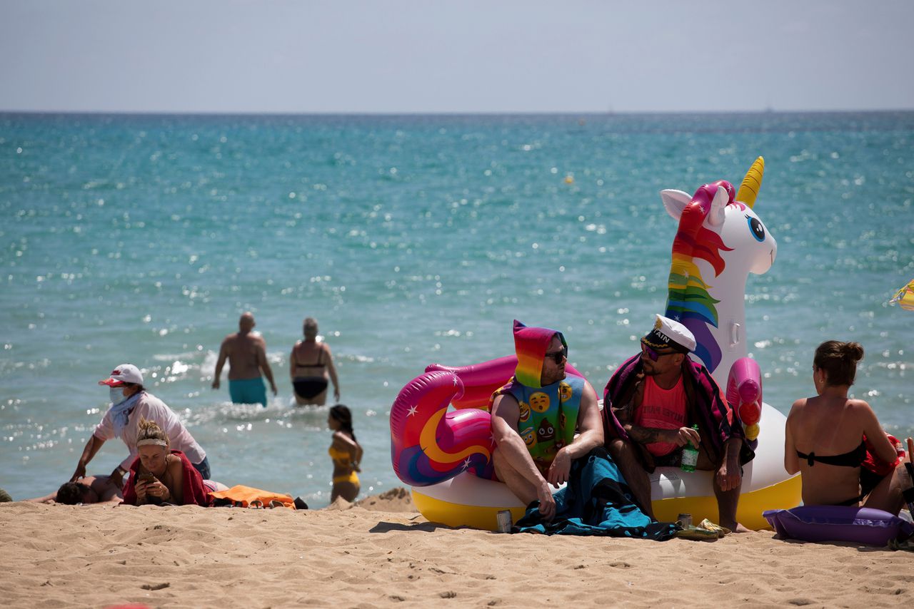 Zodra de Spaanse regels het toelieten, verwelkomde Mallorca de toeristen weer.
