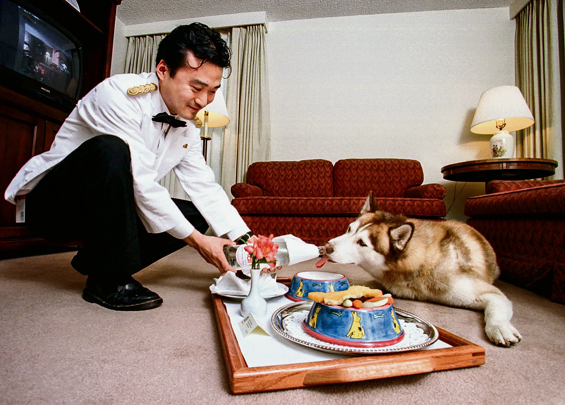 Roomservice2000 Com