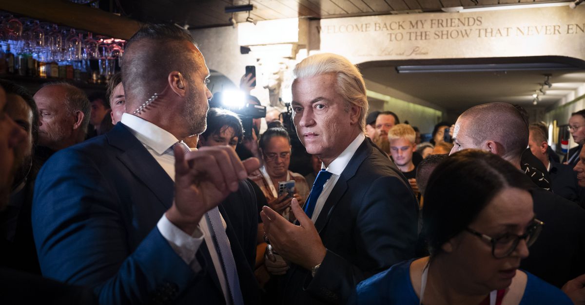 In Venlo herhaalt Wilders vijftien keer dat hij premier wil worden, desnoods van een minderheidskabinet
