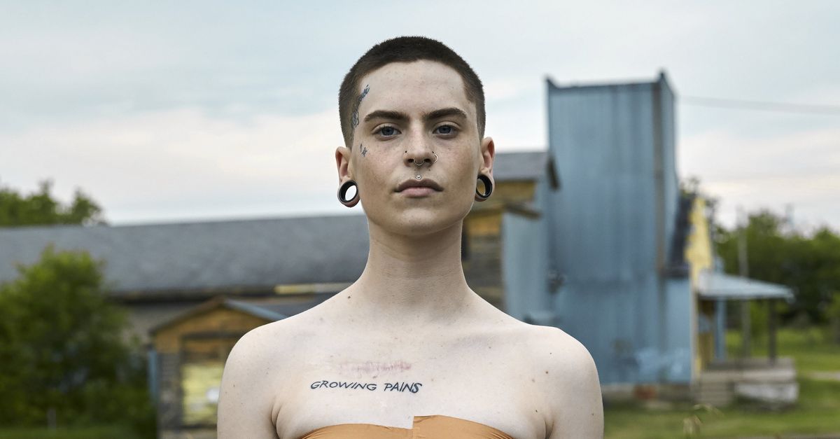 Jinsiy komikslar: Ogil onasini zorladi