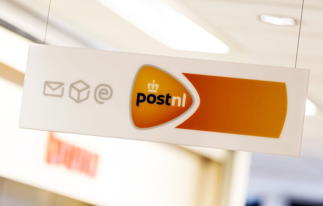 PostNL: we houden vertrouwen in eigen strategie - NRC