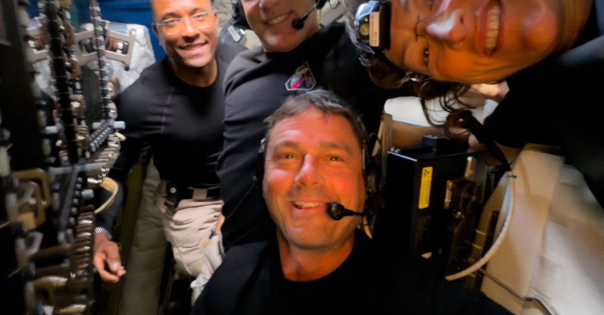 NASA Artemis Moon Mission: Latest Updates and Astronaut Insights - News Directory 3