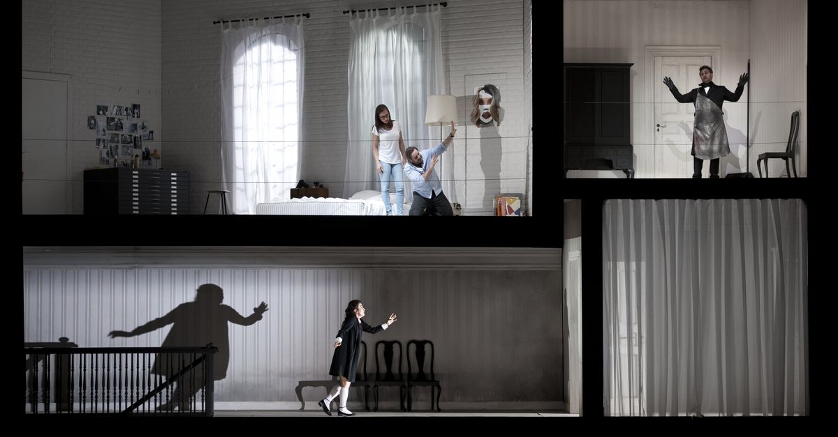 Gewiekst spel met perspectieven in 'Les contes d'Hoffmann' - NRC