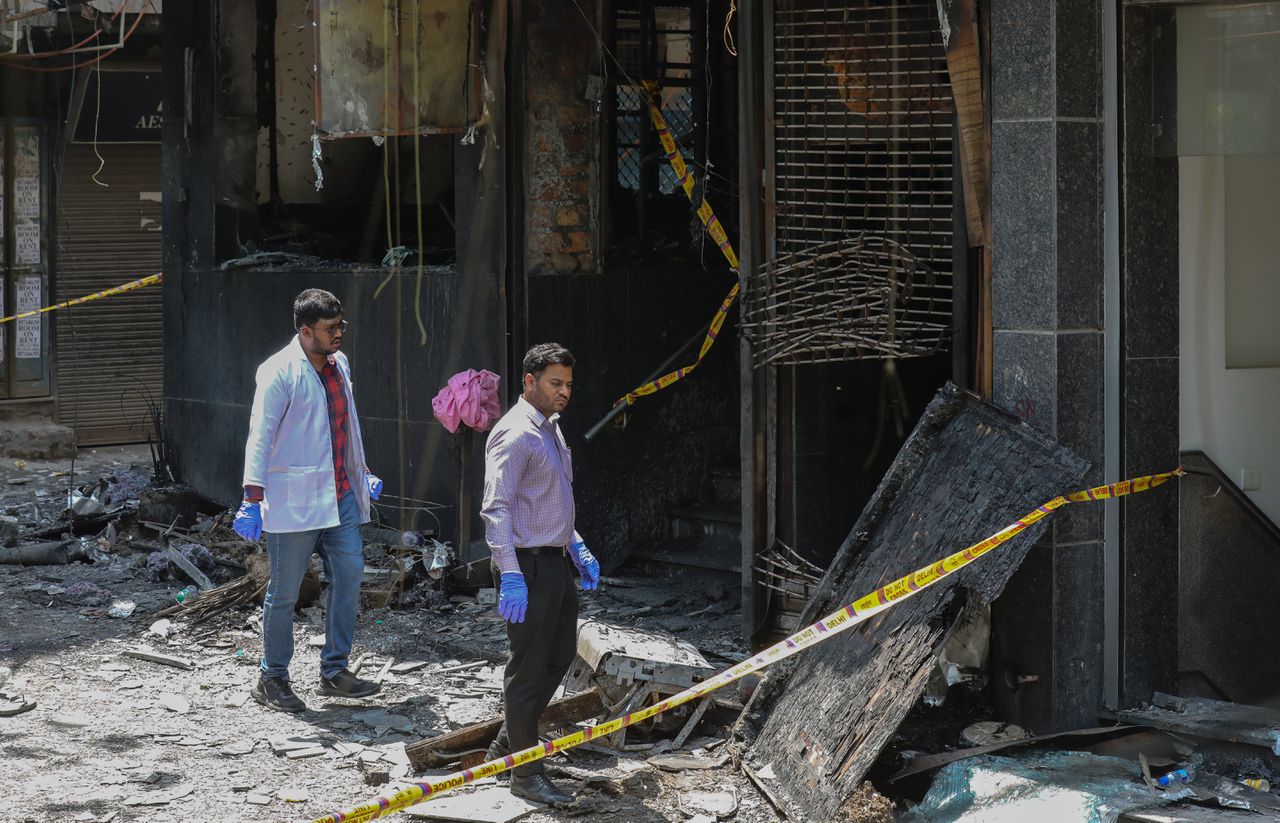At Least 21 Dead in New Delhi Hotel Fire, Many Foreigners Seeking Medical Treatment