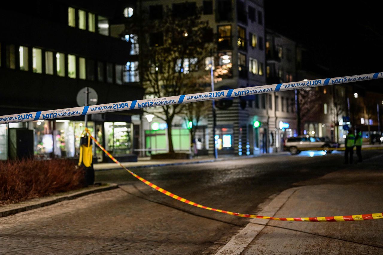 Man verwondt met mes acht personen in Zweden 