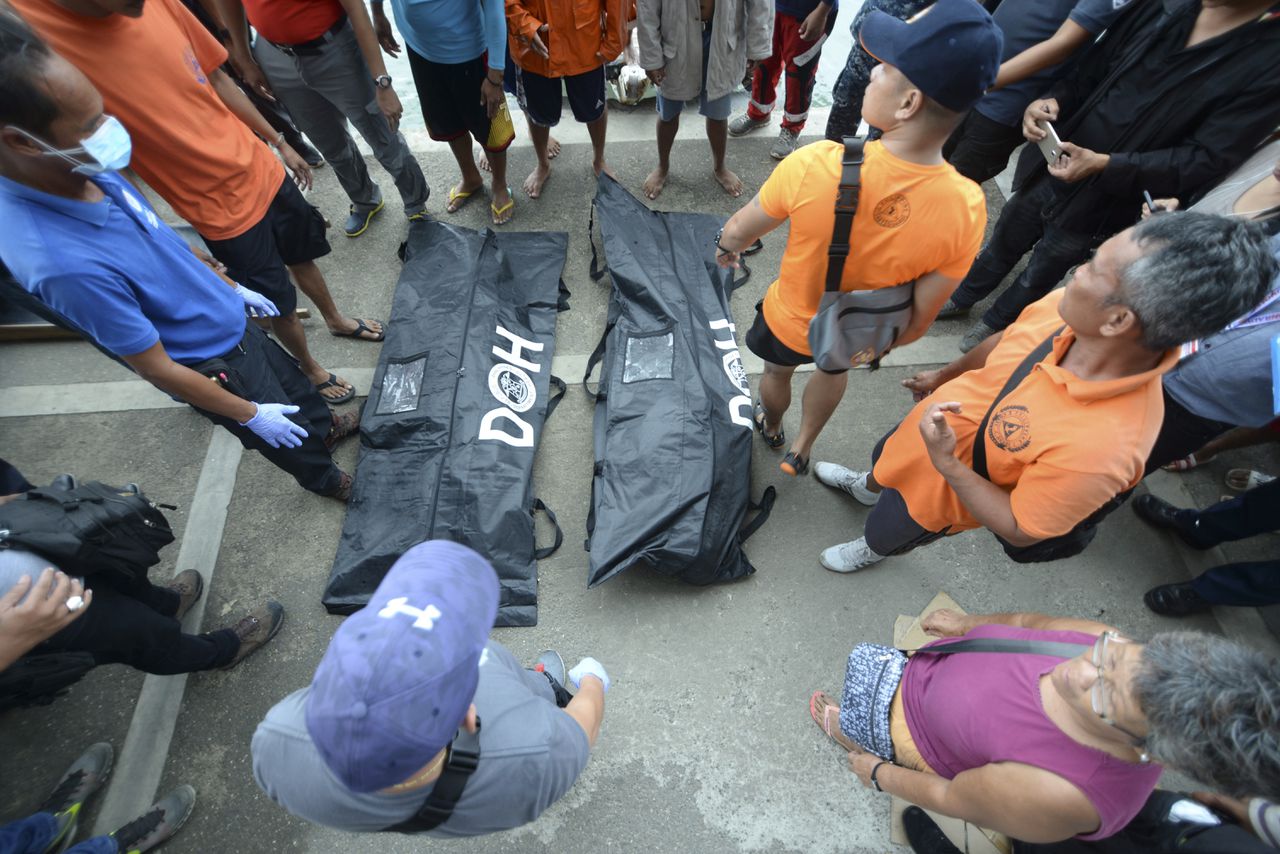 31 doden na schipbreuken Filippijnen door hevige storm 