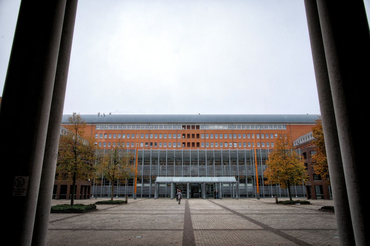 OM eist tot vier jaar cel tegen verdachten van groepsverkrachting Den Bosch 