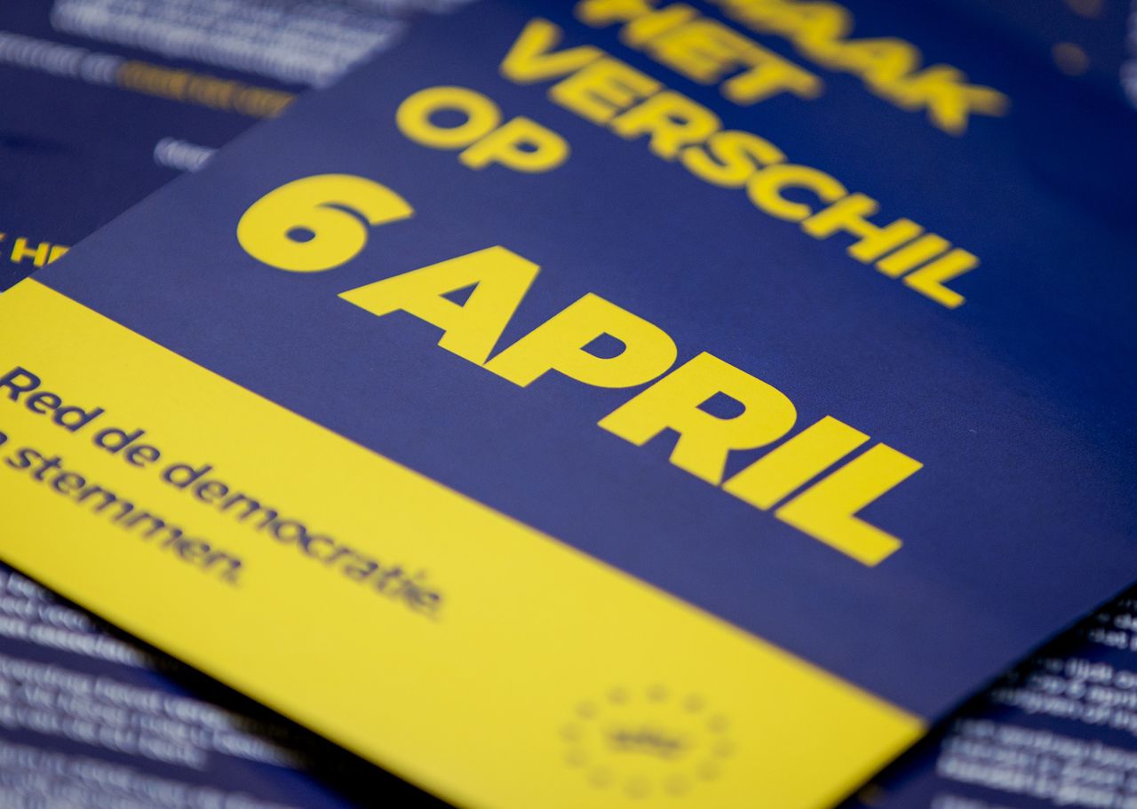 Promotiemateriaal van GeenPeil voor het Oekraïnereferendum op 6 april.