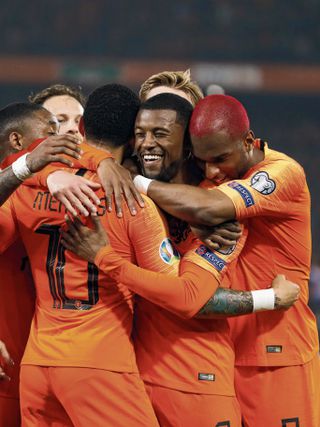 Oranje Doet Wat Het Moet Dik Winnen Nrc