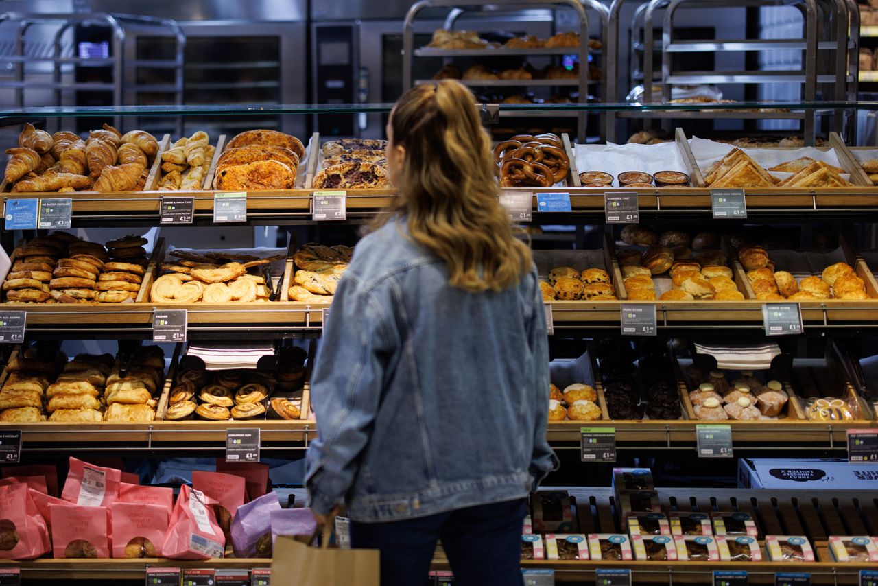 Inflatie steeg in juni weer naar 3,2 procent, vooral door prijsstijging van diensten en voedingsmiddelen 