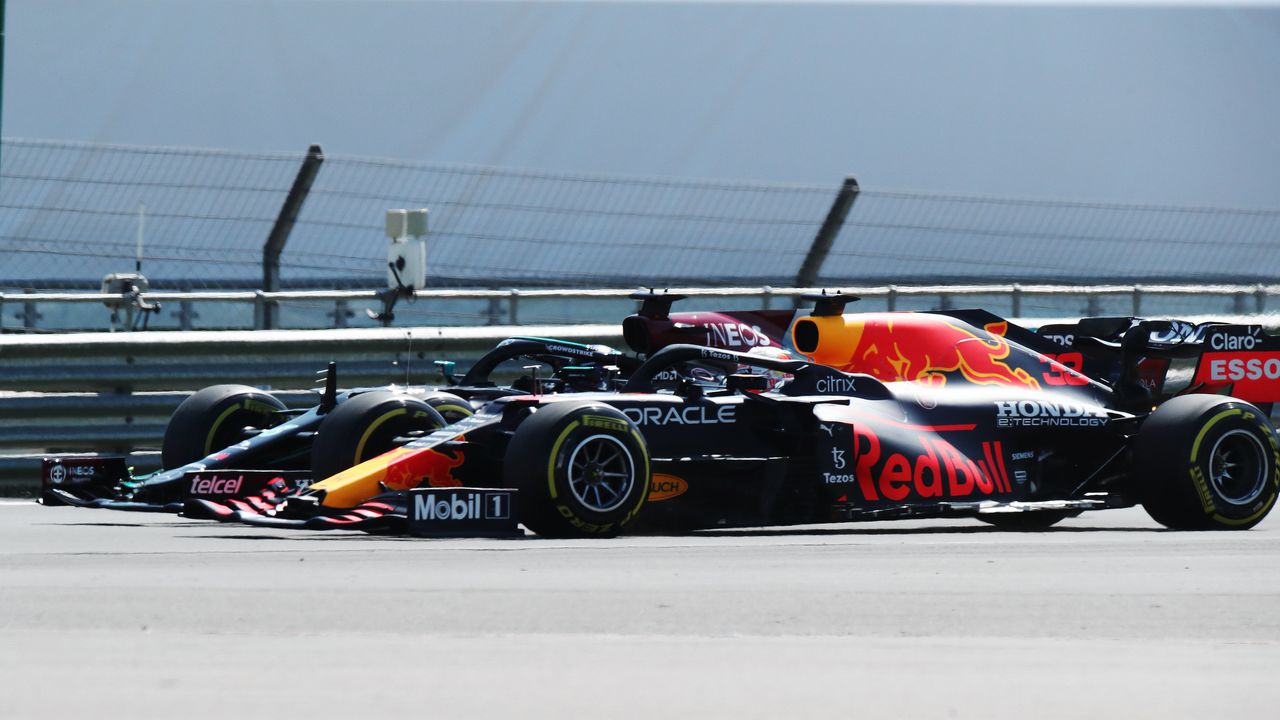 Verstappen Soon Crashes In Great Britain Gp Condition Still Unclear Ruetir