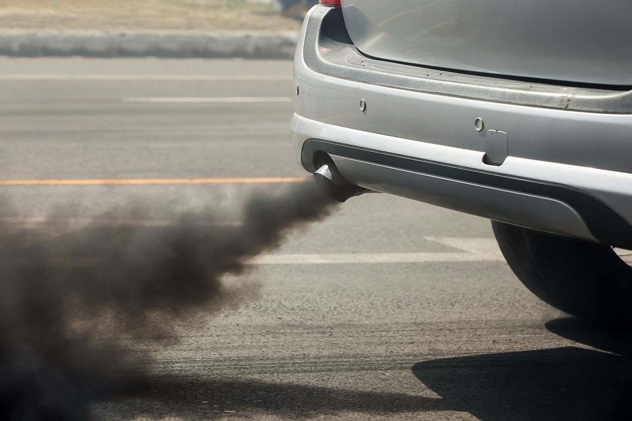 EU-parlement stemt in met strengere uitstootnormen voor auto’s en busjes 