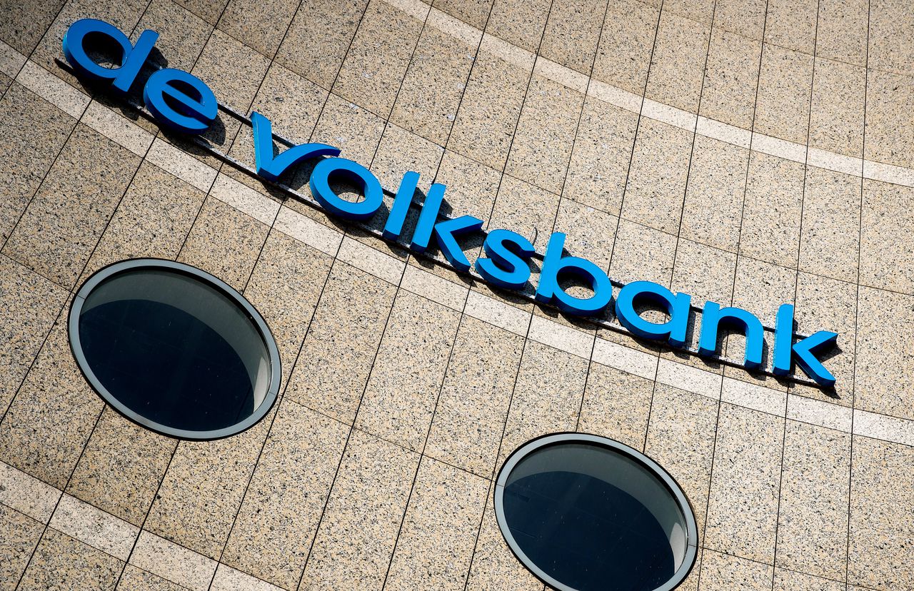 Het hoofdkantoor van de Volksbank.