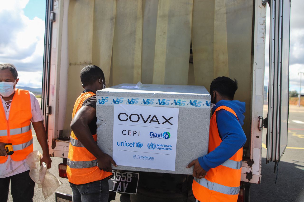 Vaccins komen in het kader van het Covax-programma aan in Madagascar.