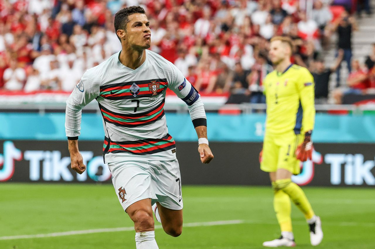 Portugal wint van Hongarije, Ronaldo EK-topscorer aller tijden 