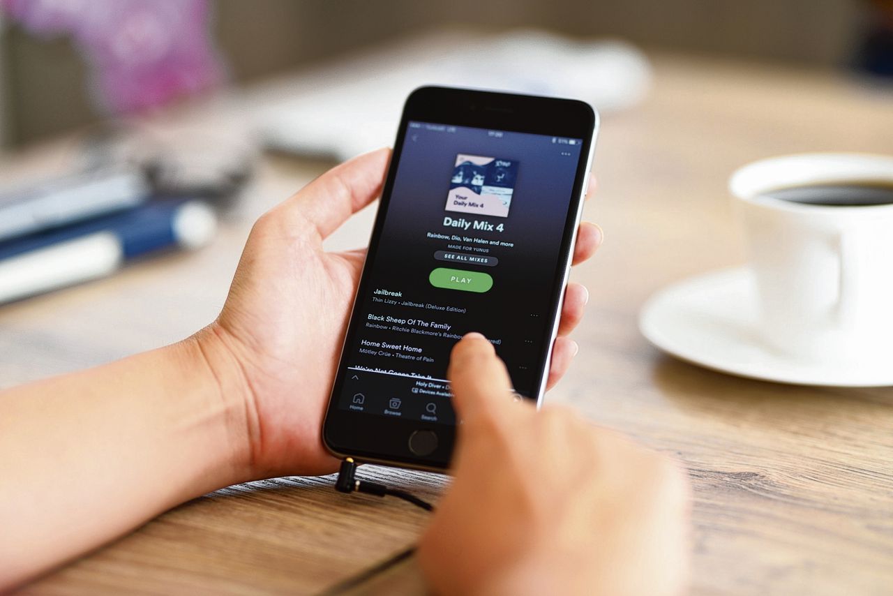 Spotify wil onder het juk van Apple uit 
