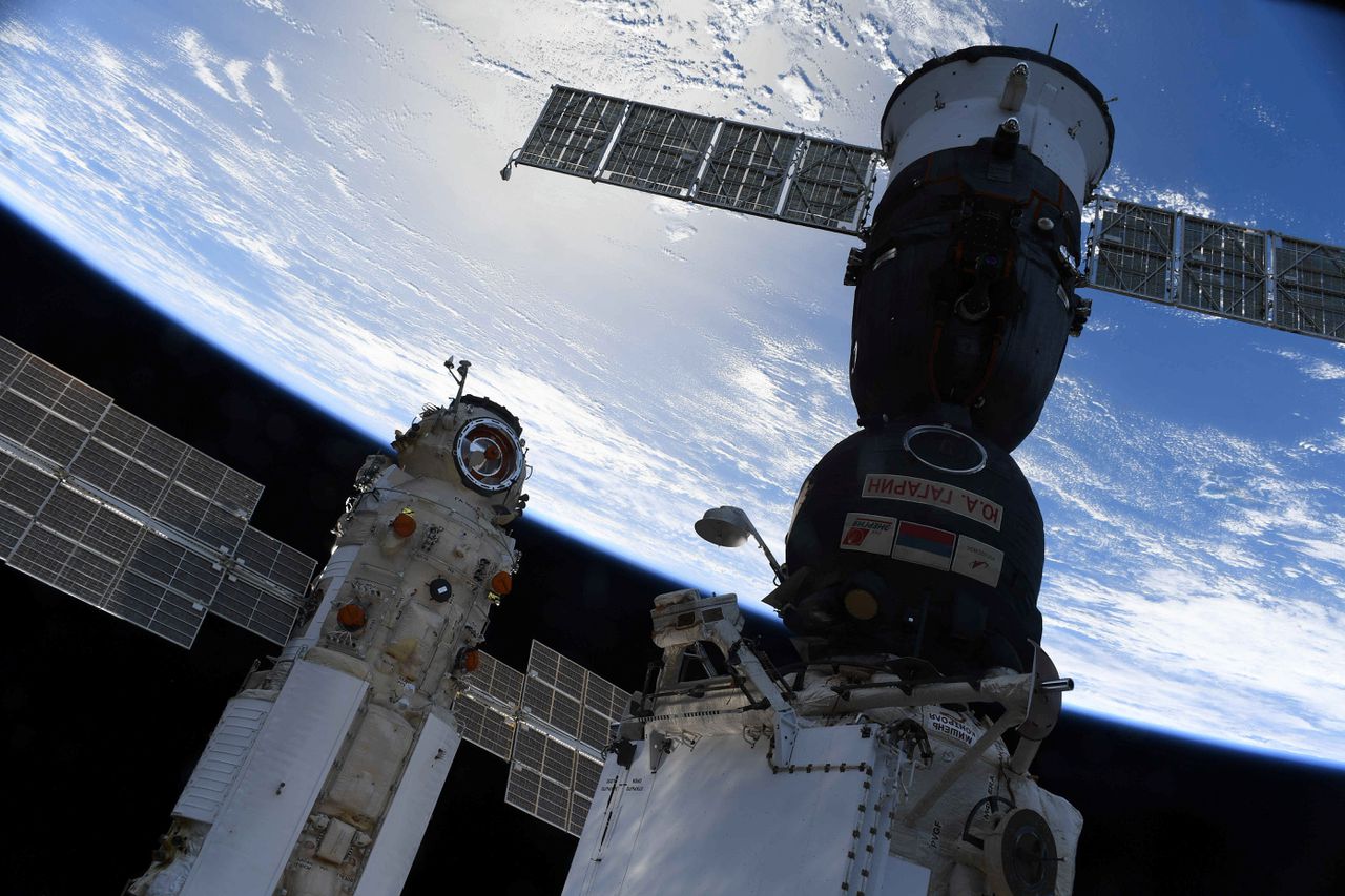 De Nauka die is aangekoppeld aan het ruimtestation ISS.