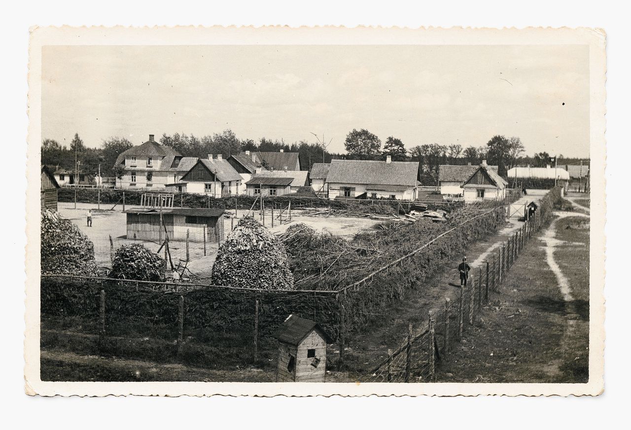 Vernietigingskamp Sobibor in de zomer van 1943.