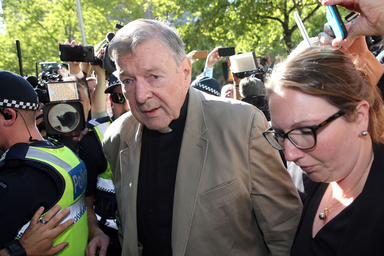 De Australische kardinaal George Pell in februari 2019 bij de rechtbank in Melbourne.