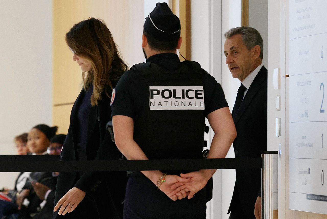 Oud-president Sarkozy schuldig bevonden aan criminele samenwerking, vrijgesproken van corruptie