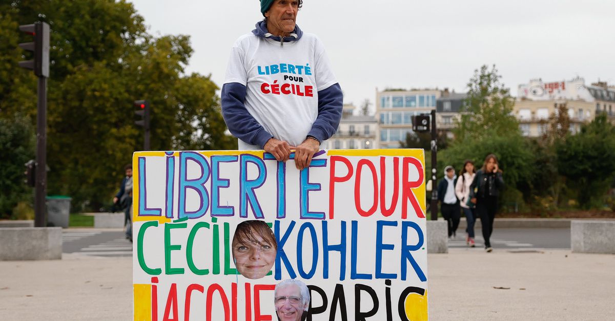 Iran laat van spionage verdachte Franse docenten na drie jaar vrij