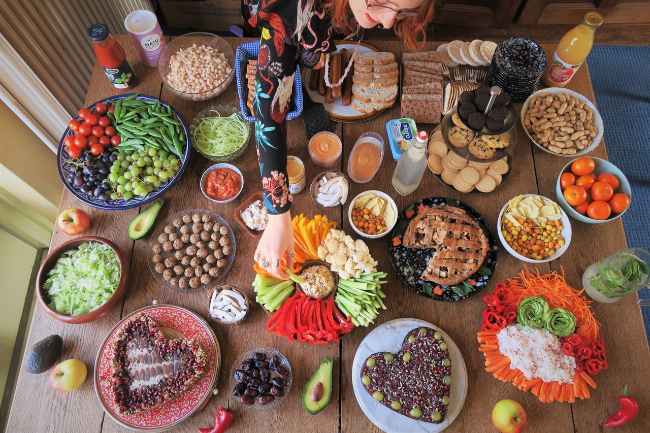 Dijk Onzeker Sanctie Wat is een feest zonder lekker eten? - NRC
