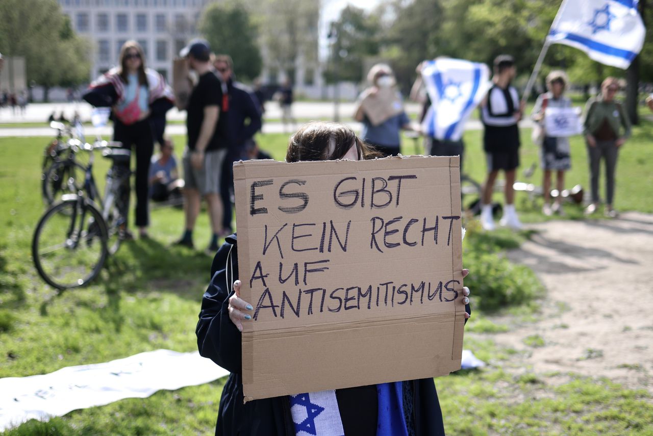 Opinie | Voorkom uitholling van het begrip antisemitisme - NRC