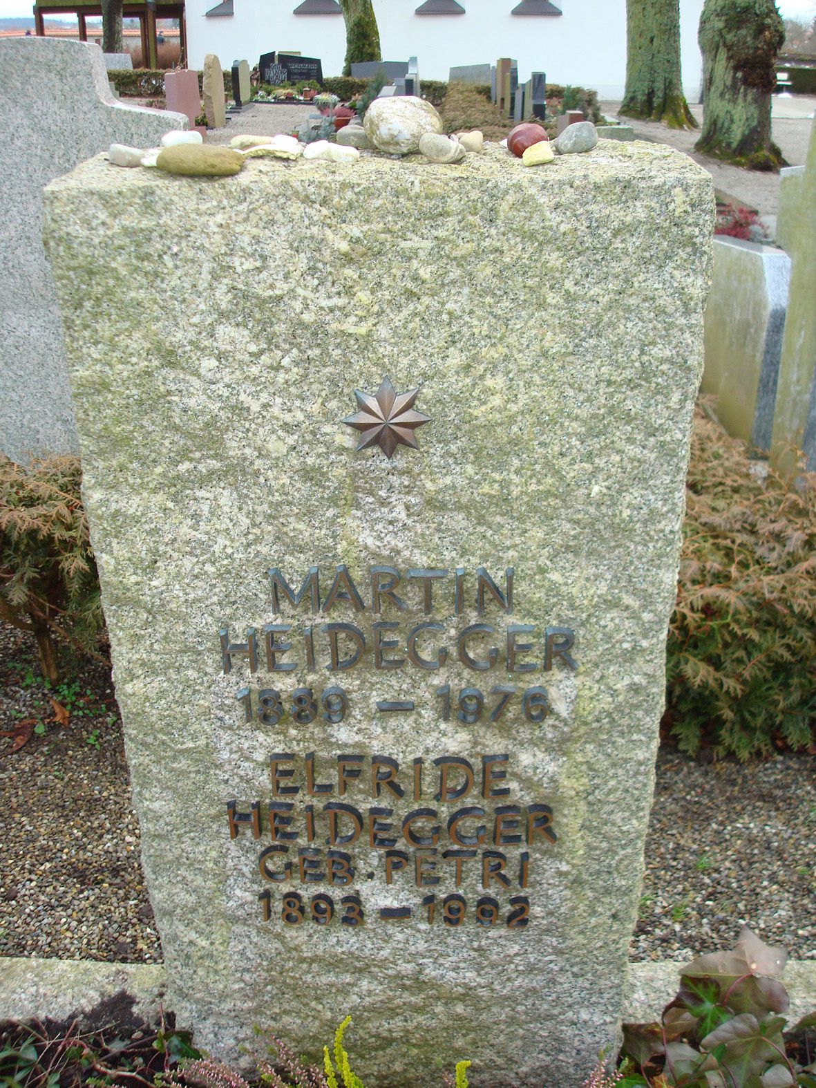 Graf van Martin Heidegger (1889-1976) in Messkirch. Foto Fredie Beckmans
