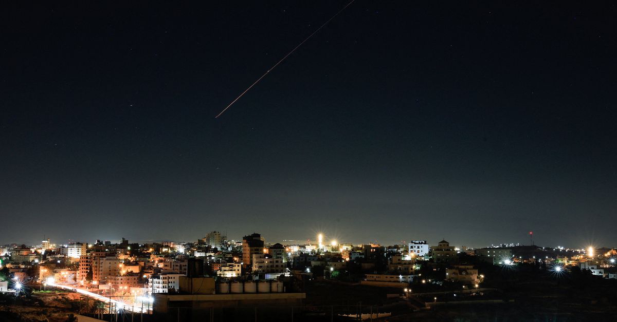 Iran vuurt voor het eerst sinds staakt-het-vuren in april weer raketten af op Israël