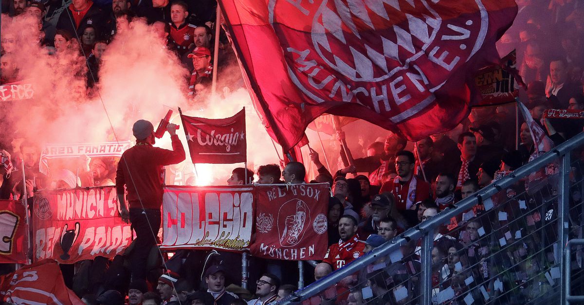 Teams Hoffenheim-Bayern spelen bal rond uit protest - NRC