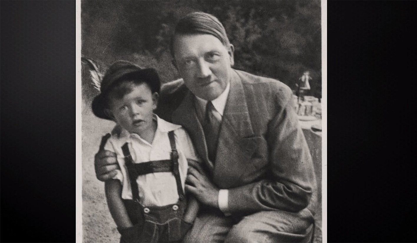 Tv-recensie | Deze docu laat zien hoe Hitler gezien wilde worden - NRC