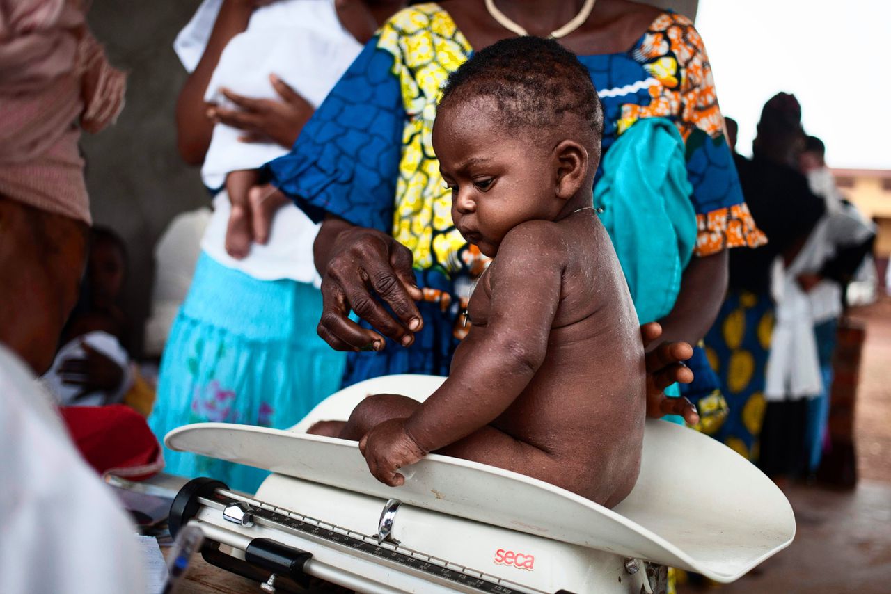 Waar hulp nog hard nodig is: in Centraal-Afrika overlijdt een op de vierentwintig baby’s binnen een maand na geboorte
