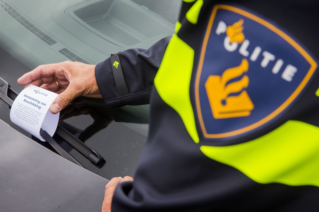 Nieuwe caoactie politie alleen grote boetes worden nog geïnd NRC