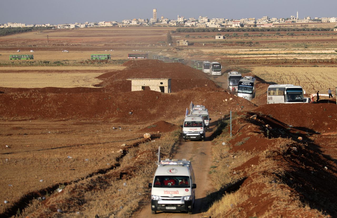 ‘Inwoners en strijders uit twee pro-Assad dorpen geëvacueerd’ 