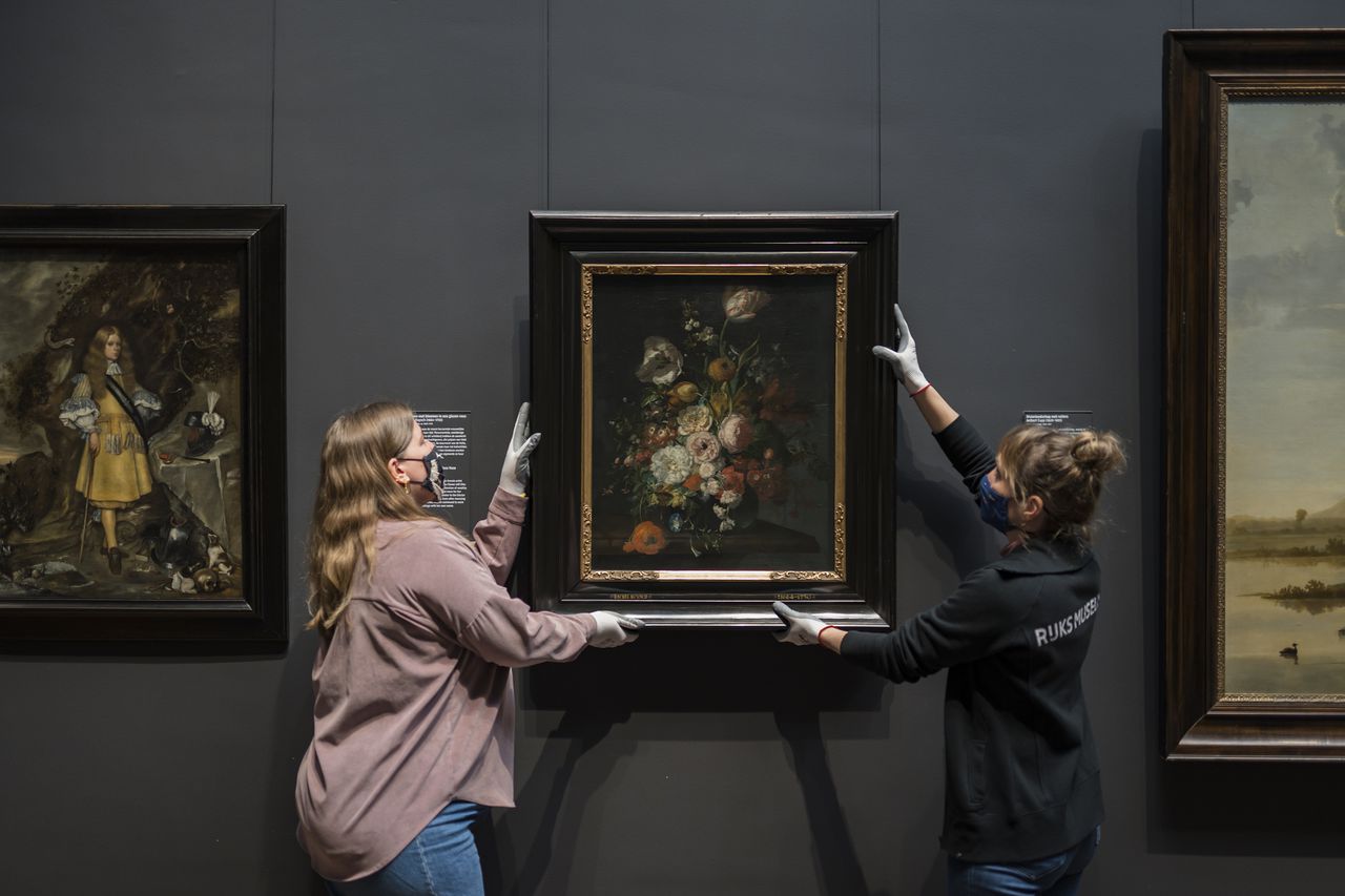 Voor het eerst plaatst het Rijksmuseum vrouwelijke kunstenaars in de Eregalerij 