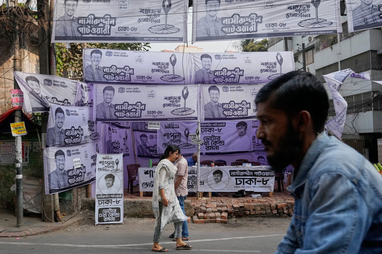 Bangladesh votes; women fear Jamaat