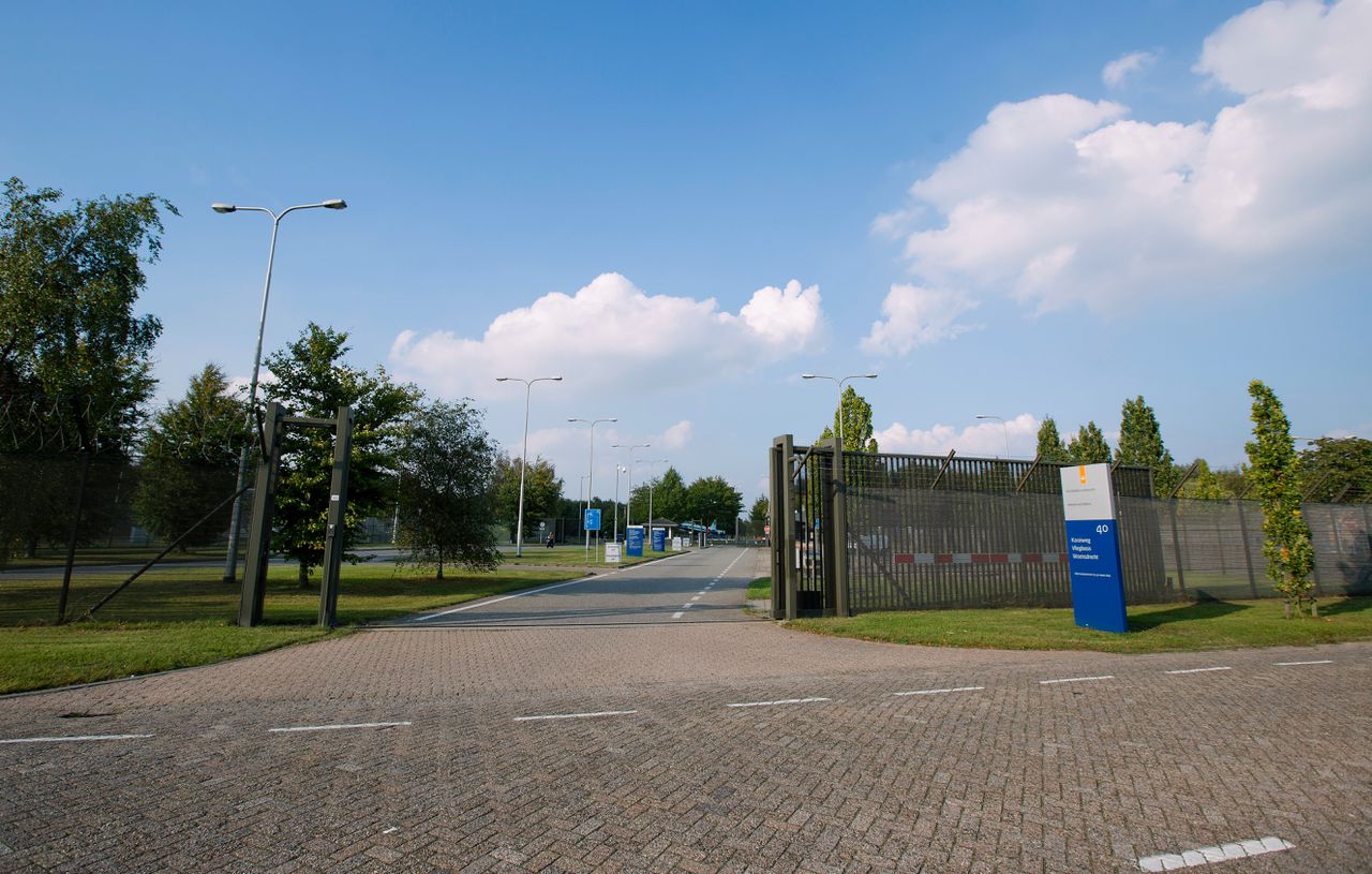 Monteurs op luchtmachtbasis Woensdrecht blootgesteld aan chroom-6 