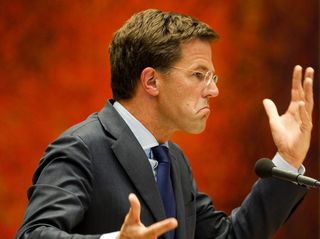 Rutte Geen Mooi Weer Spelen En Door De Zure Appel Heen Bijten Nrc