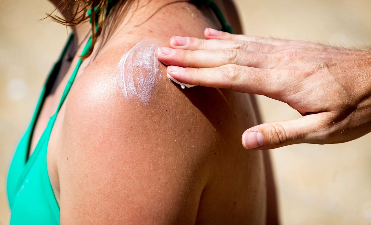 Het gebruik van zonnebrandcrème kan het aantal huidkankergevallen verminderen.