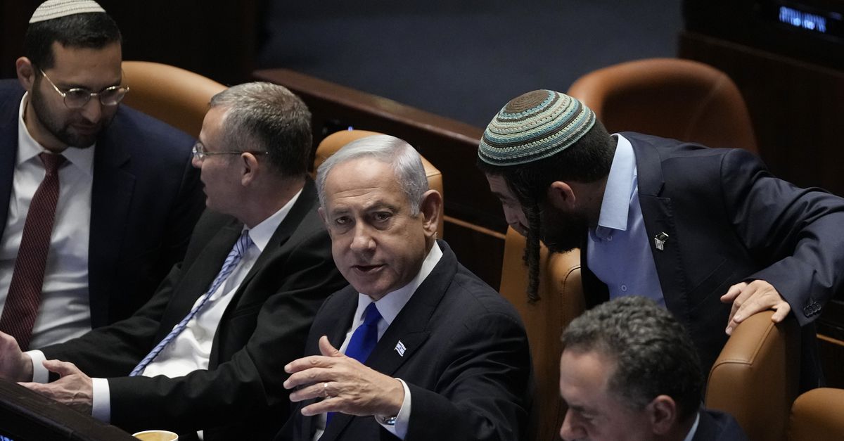 Il parlamento israeliano approva la controversa riforma giudiziaria al primo voto