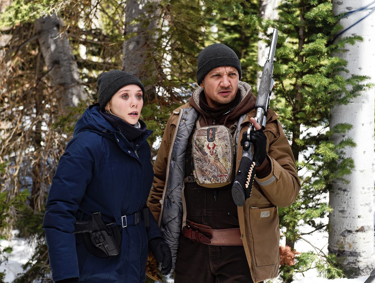 Elizabeth Olsen en Jeremy Renner zoeken een moordenaar in een troosteloos reservaat.