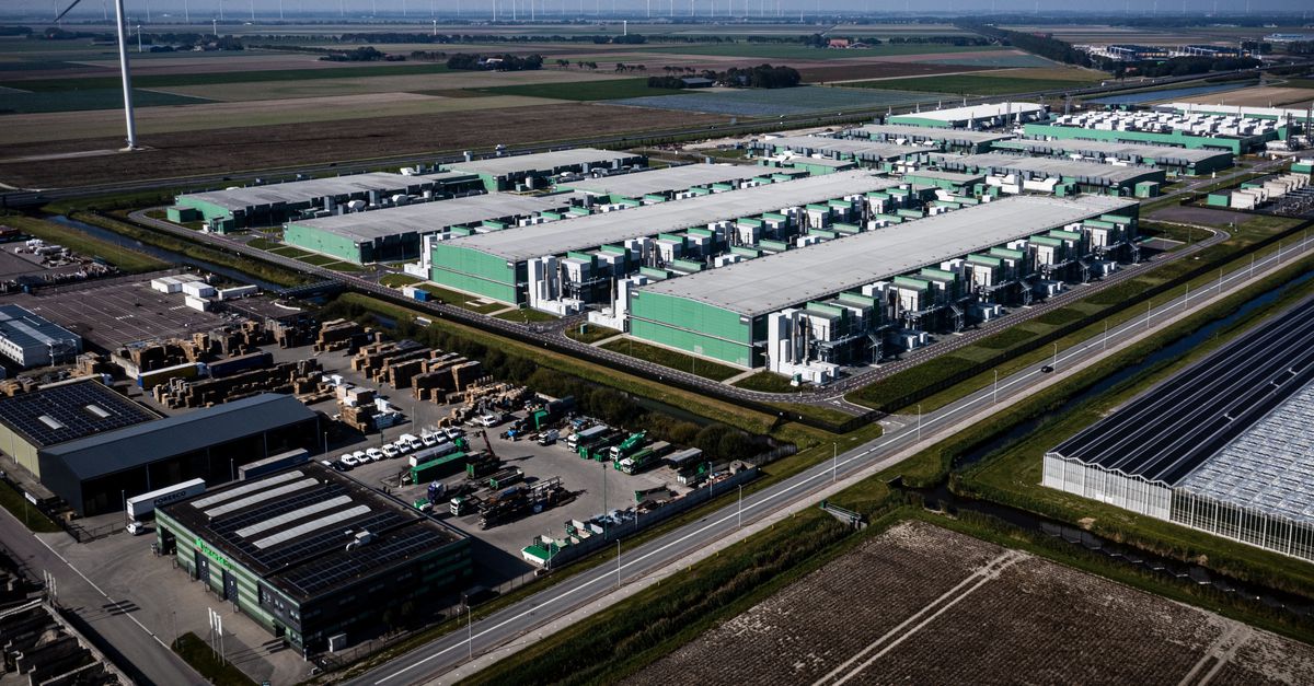 Microsofts enorme datacenters in Noord-Holland worden nog een maatje groter